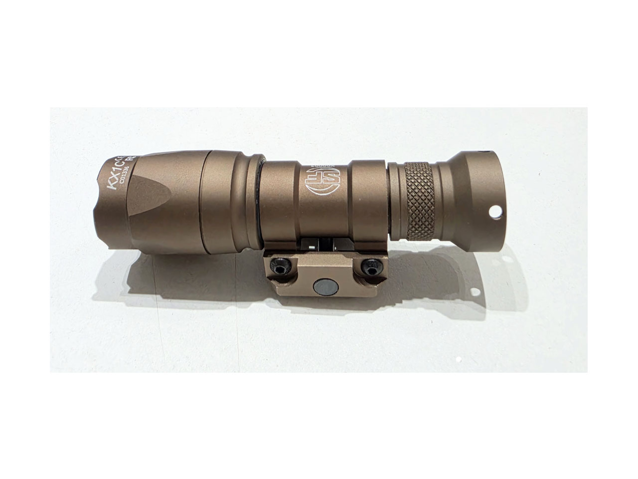 alt="LANTERNA TÁTICA M300 COBRE"